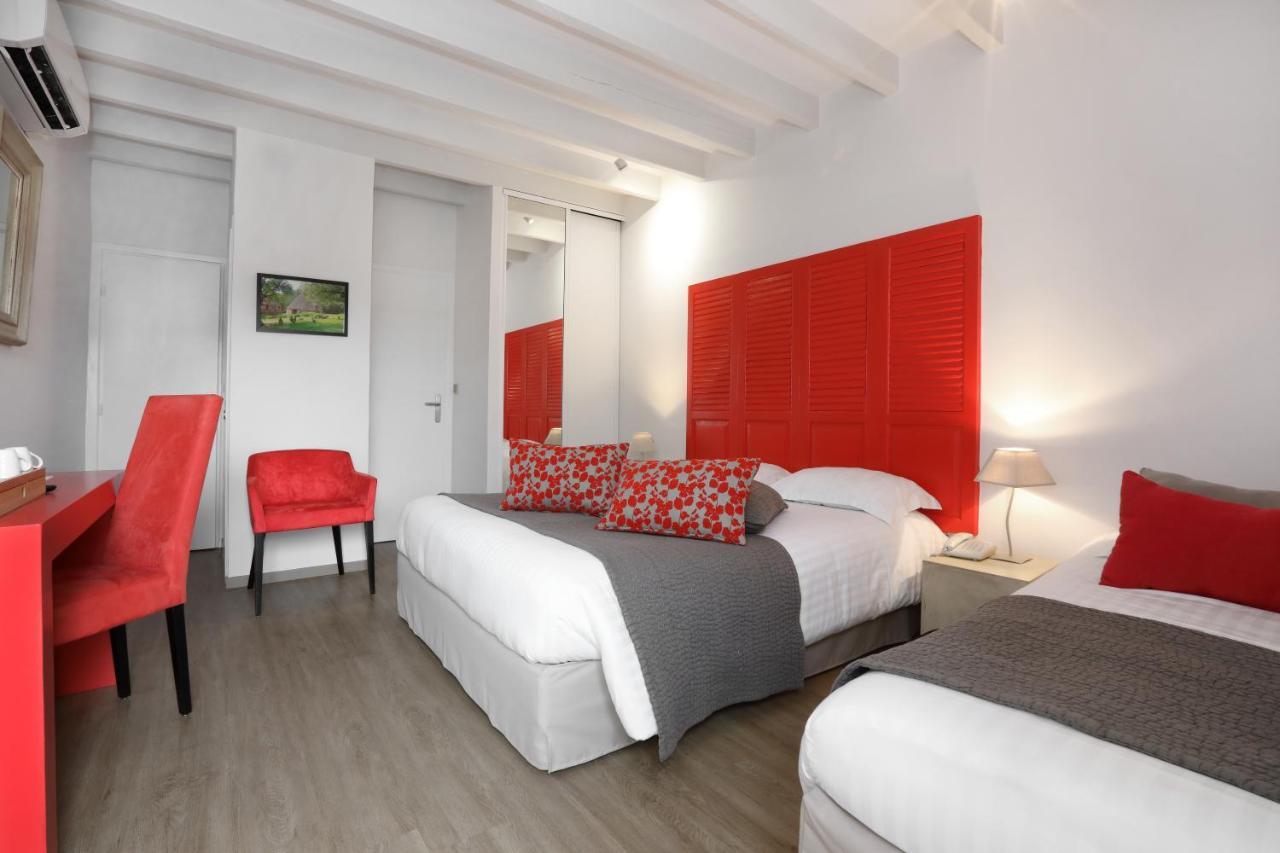 Hotel Le Mas De Castel - Piscine Chauffee Сарла-ла-Канеда Екстериор снимка