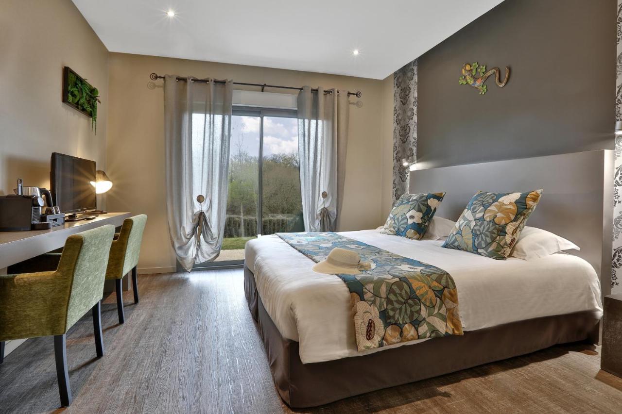 Hotel Le Mas De Castel - Piscine Chauffee Сарла-ла-Канеда Екстериор снимка