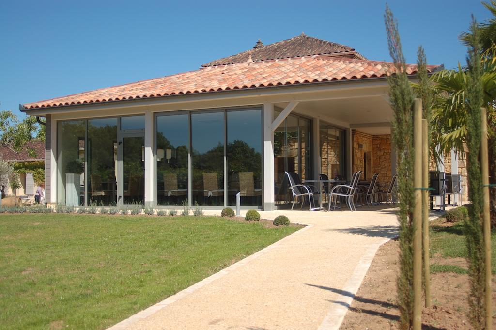 Hotel Le Mas De Castel - Piscine Chauffee Сарла-ла-Канеда Екстериор снимка
